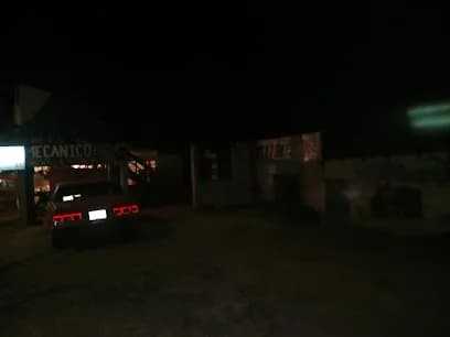 Foto de Taller De Servicio Automotriz