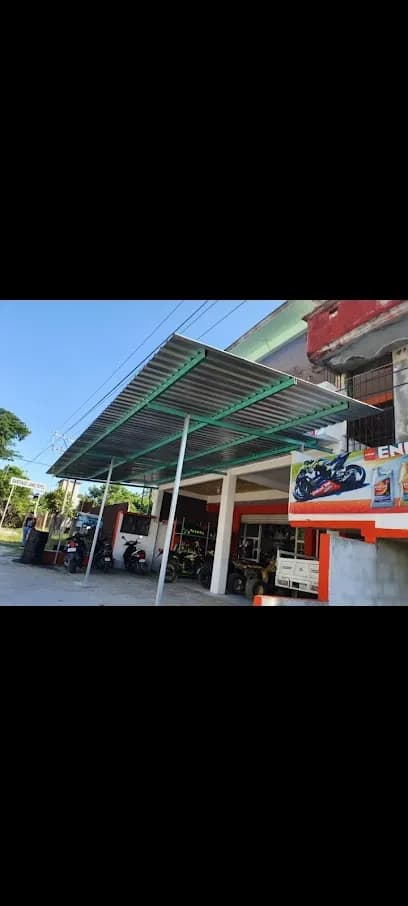 Foto de Motorefaccionaria y Taller Mecánico Pelaez