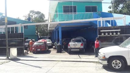 Foto de Taller Mecanico Vivianos