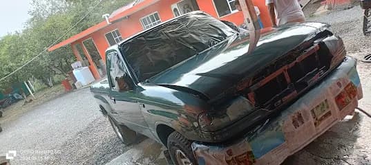 Foto de TALLER MECÁNICO “HERVERT”