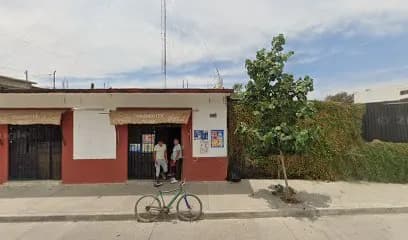 Foto de Taller mecánico "AUTO-FIX"