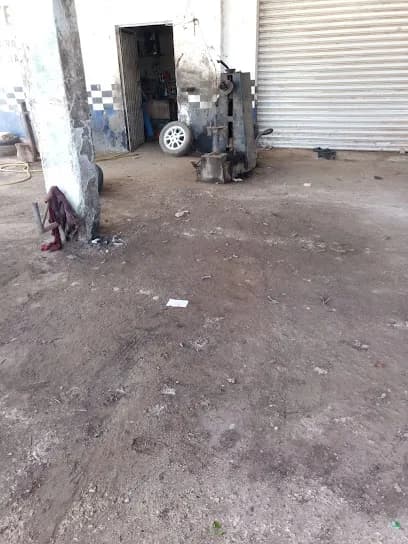 Foto de Taller Mecanico Y Refaccionaria