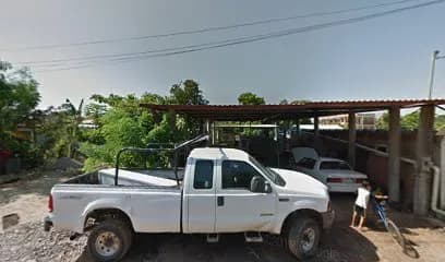 Foto de Taller mecánico Los Puertos