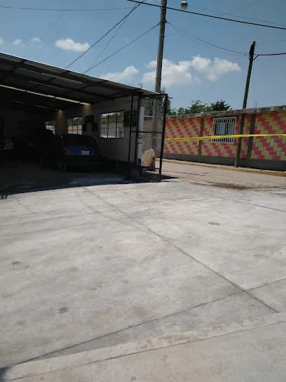 Foto de Taller mecánico automotriz "CASTILLO" CSTDAC