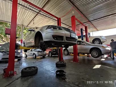 Foto de Servicio técnico automotriz "HITMAN"