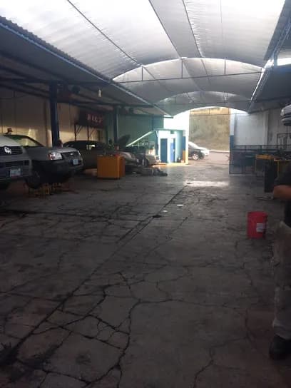 Foto de Taller Mecanico Mingo