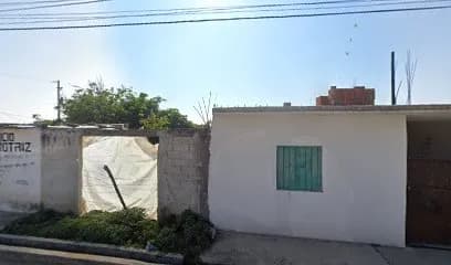 Foto de Servicio Automotriz. Y Taller de Motos