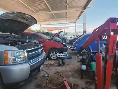 Foto de Taller mecánico hermanos García