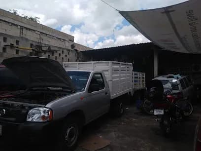 Foto de Taller mecánico automotriz ayala