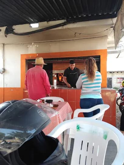 Foto de Taller Mecánico Eléctrico Carvajal