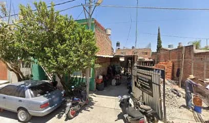 Foto de Taller mecanico pablo muelles