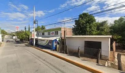 Foto de TALLER MECÁNICO NELSON