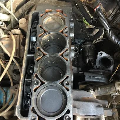 Foto de Taller Mecánico ANGUIANO