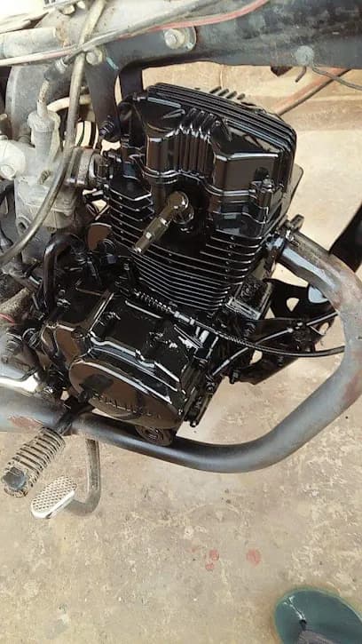 Foto de " TALLER DE MOTOS EL "LEON Y MOTOREFACCIONARIA EVELYN"