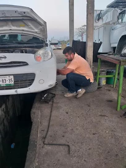 Foto de Taller mecánico "Serrano"