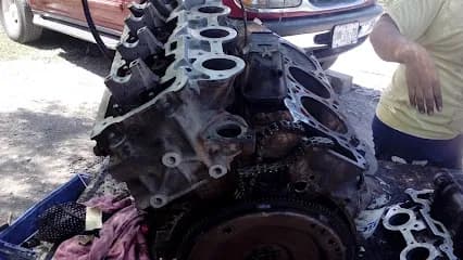 Foto de Taller Mecánico Paloma