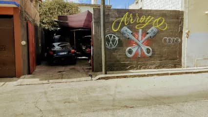 Foto de Taller mecánico arroyo