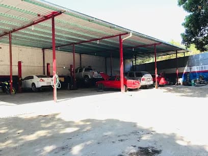 Foto de Taller Mecánico Car-Fix Pinotepa