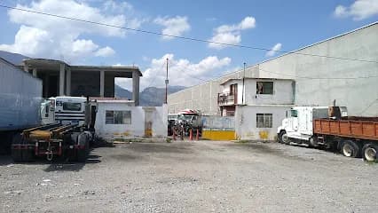 Foto de Taller mecánico diesel central