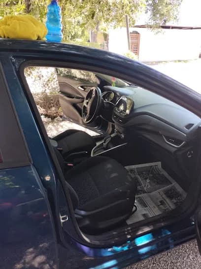 Foto de Taller de herrajeria automotriz