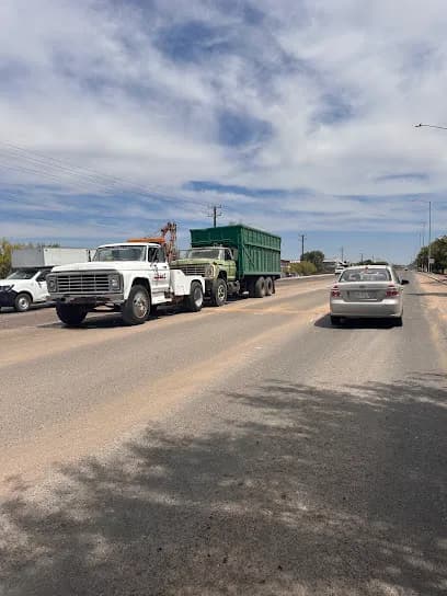 Foto de Servicio de grúa y mecánico nieblas