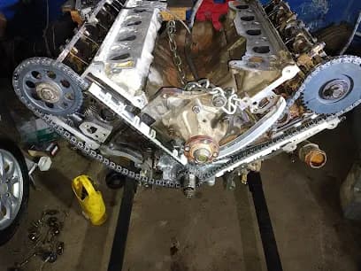 Foto de Centro de mecánica automotriz y refacciones