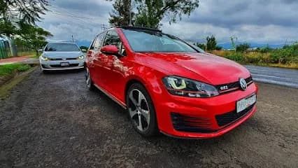 Foto de Taller mecánico punch Garage