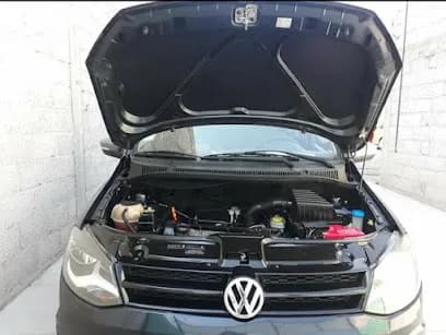 Foto de AUTECH Servicio Automotriz Mecánico