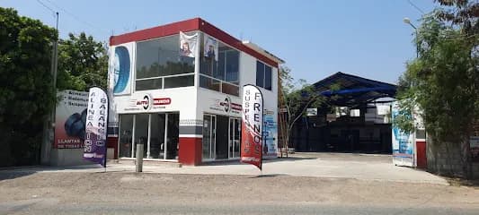 Foto de AUTOMUNDO NEUMATICOS Y SERVICIOS