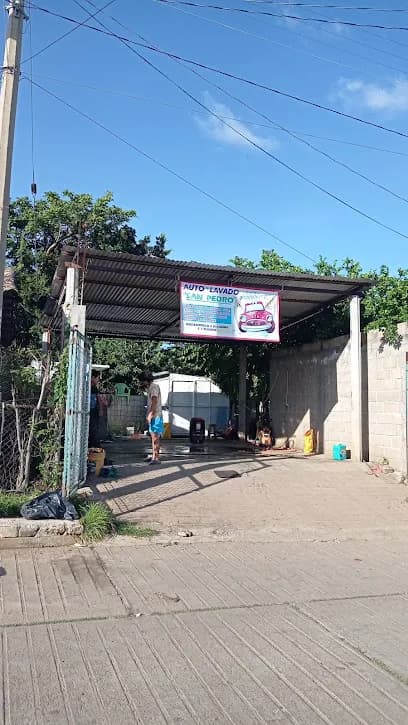 Foto de Taller mecánico y lavado San pedro