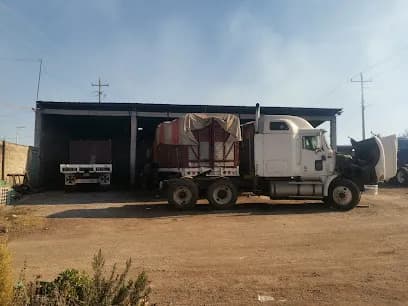 Foto de Taller Mecánico Diésel AURELIOS